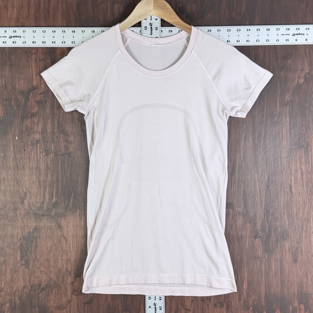 Lululemon Swiftly Tech Short Sleeve‎ 2.0 Meadowsweet Pink MEPK 50229 Women 8